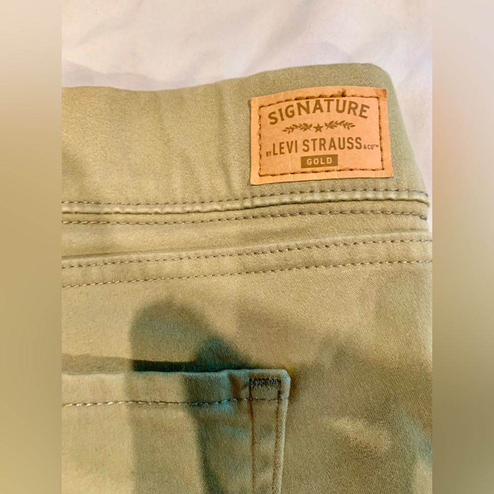 Levi’s signature tummy control jeggings
